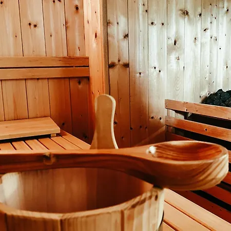 Silvi Und Heinz Huber *